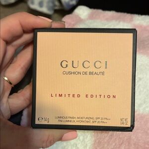 New Gucci luminous moisturizing cushion foundation